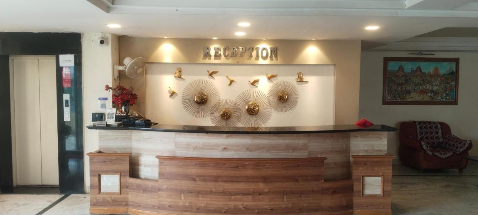 Hotel City Palace Brahmapur Extérieur photo