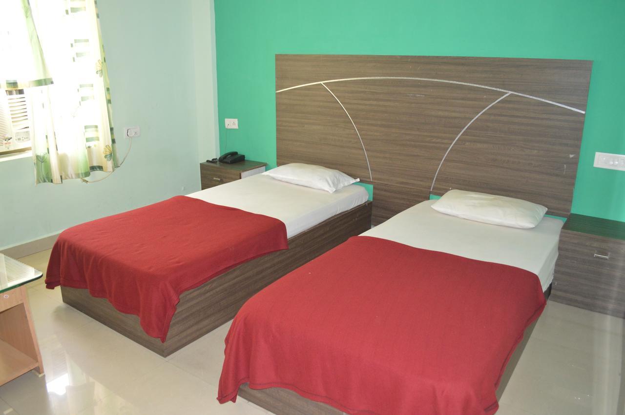 Hotel City Palace Brahmapur Chambre photo